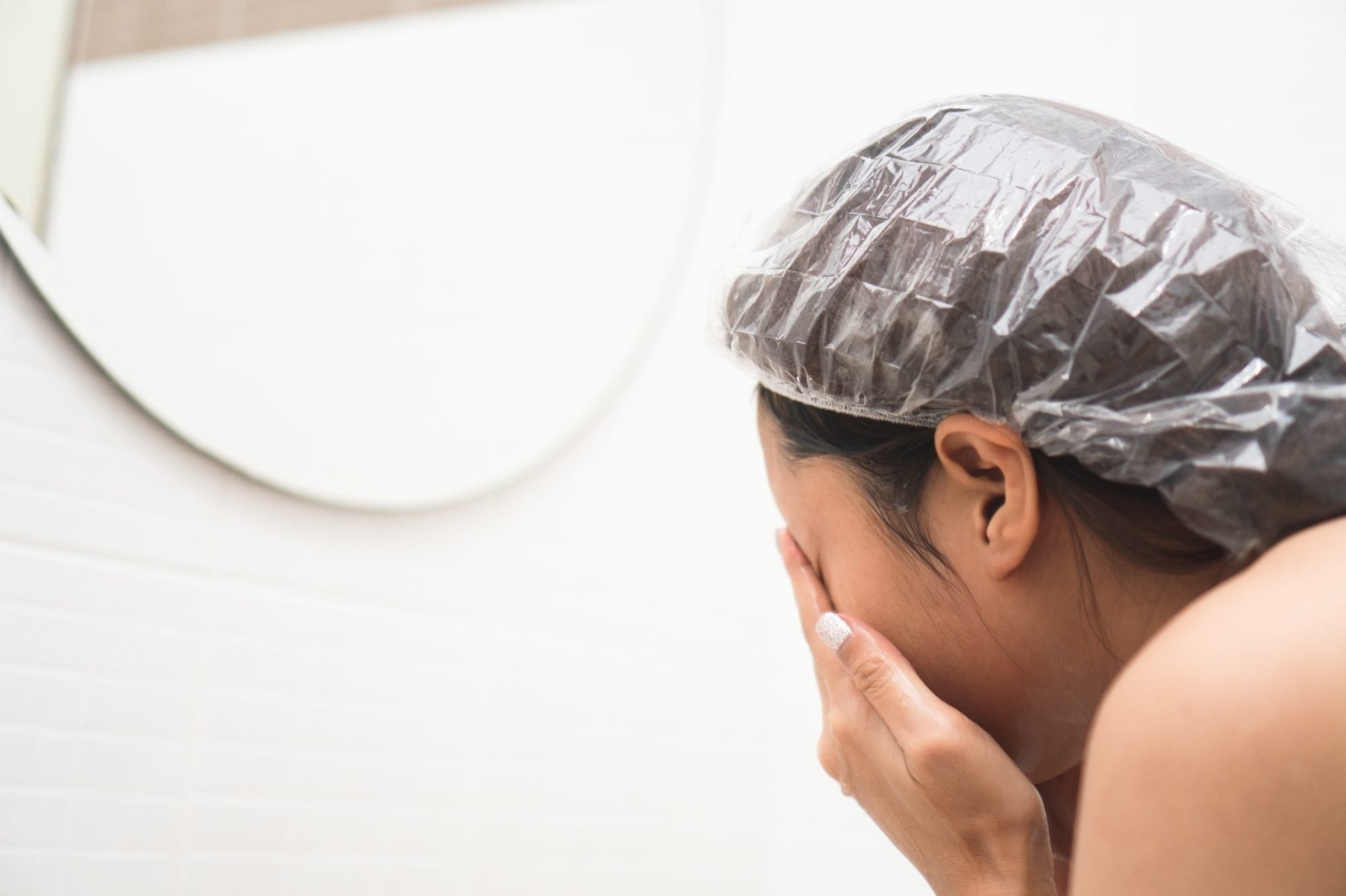 Everything You Need to Know About Using a Shower Cap Shhhowercap
